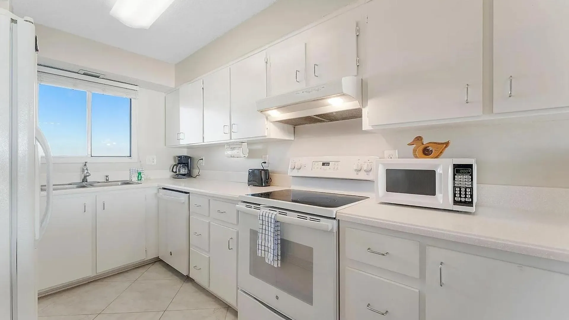 Regency Towers 1212 By Emerald Coast Retreats Panama City Beach United States
