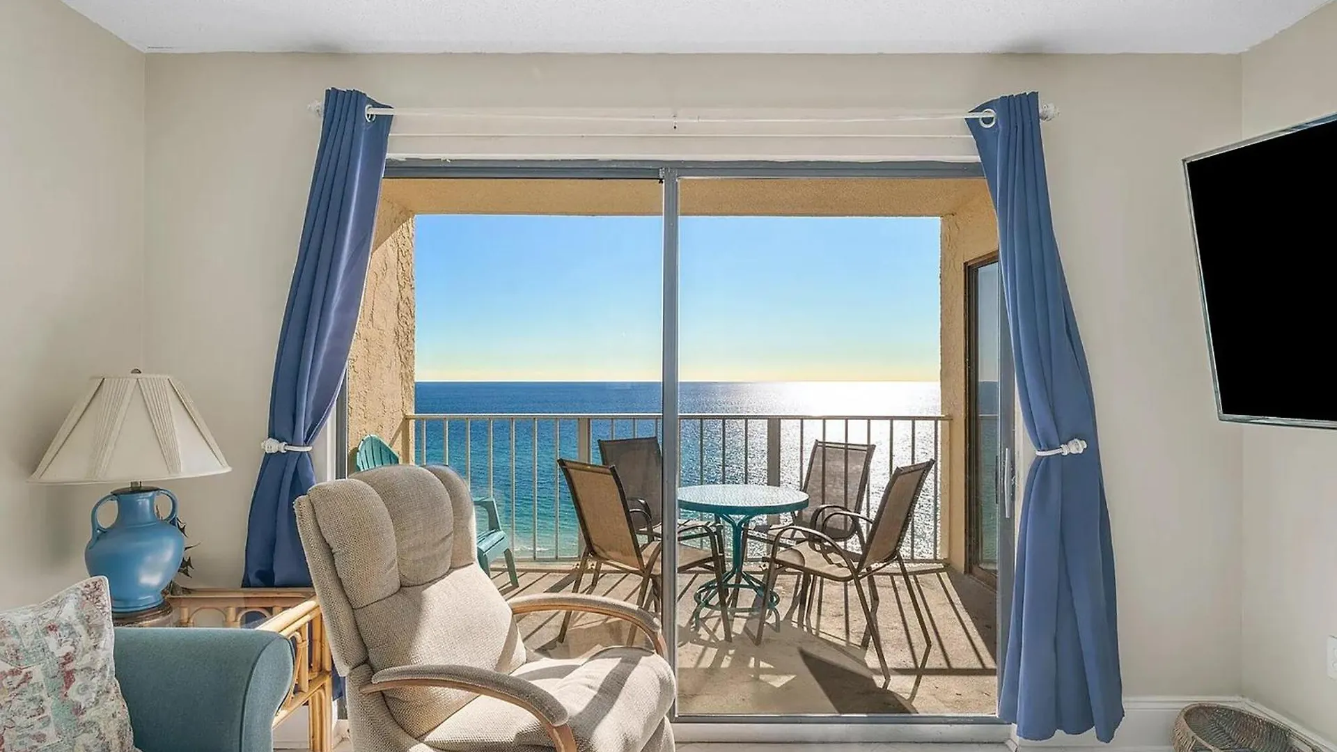 Regency Towers 1212 By Emerald Coast Retreats Panama City Beach United States