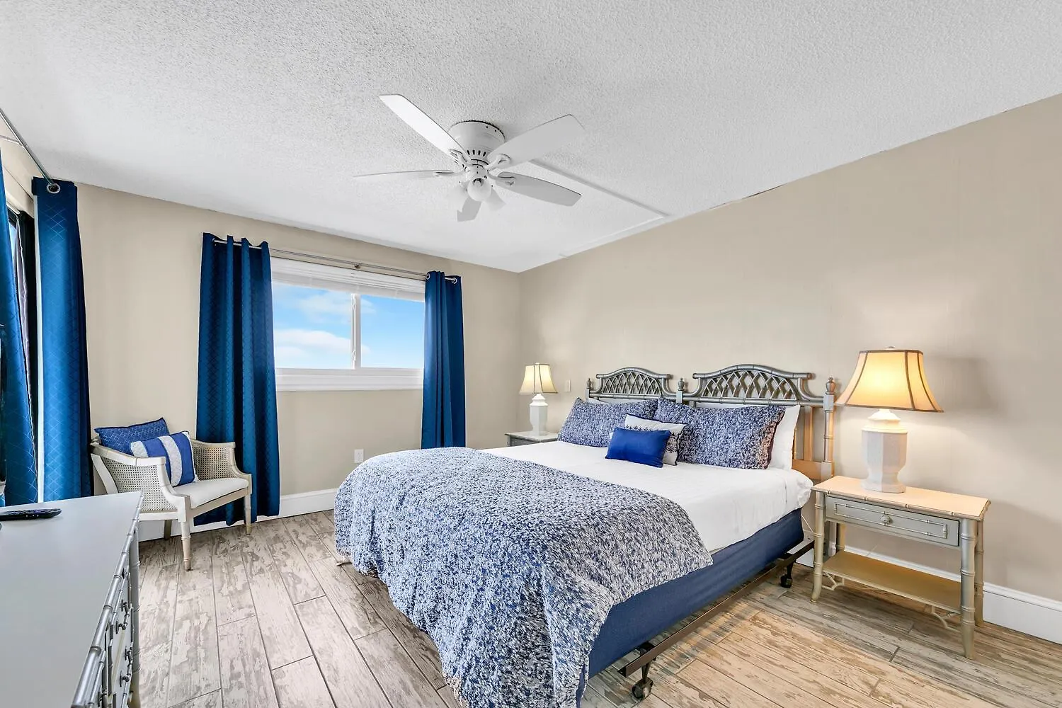 Regency Towers 1212 By Emerald Coast Retreats Panama City Beach 0*,